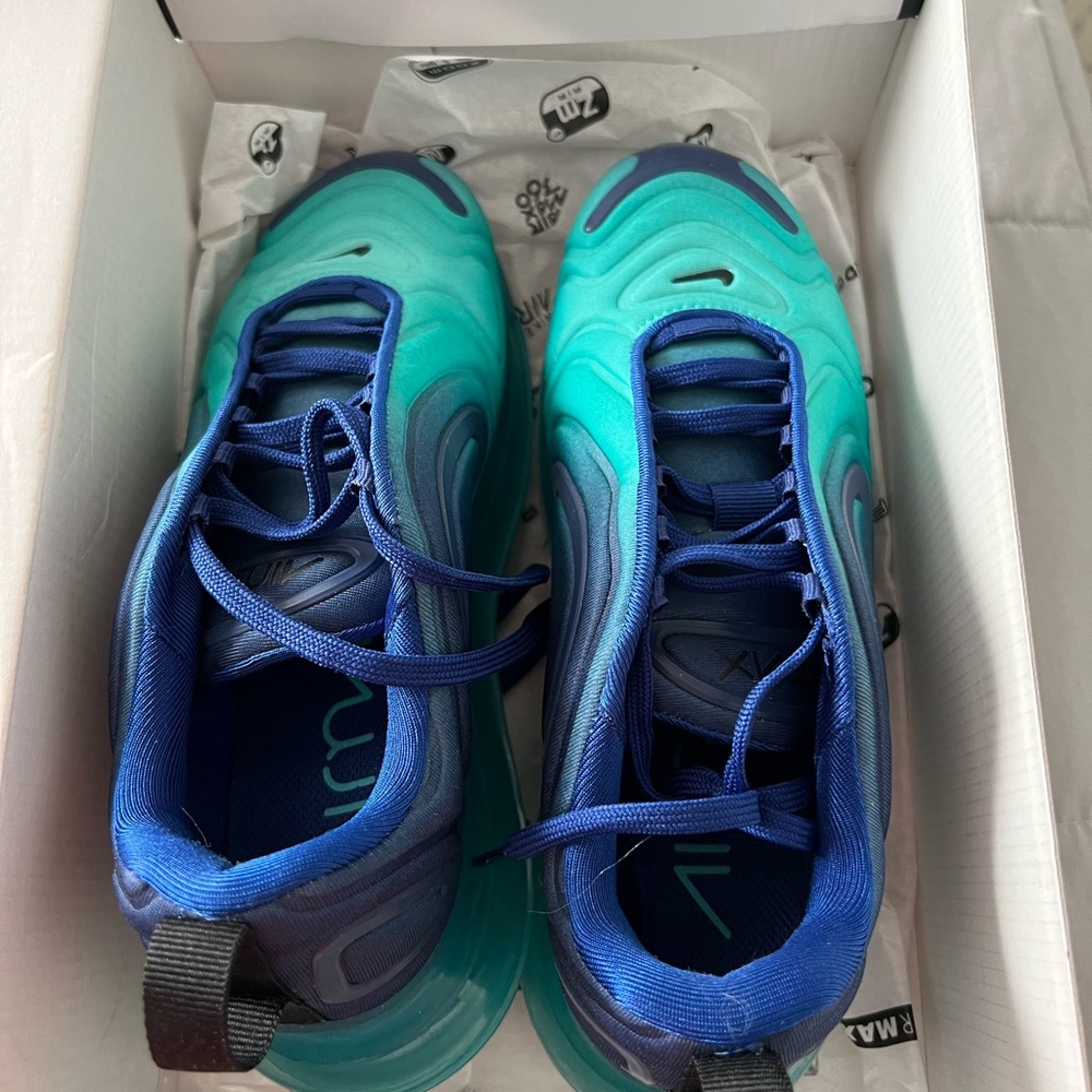 Nike Air Max 720